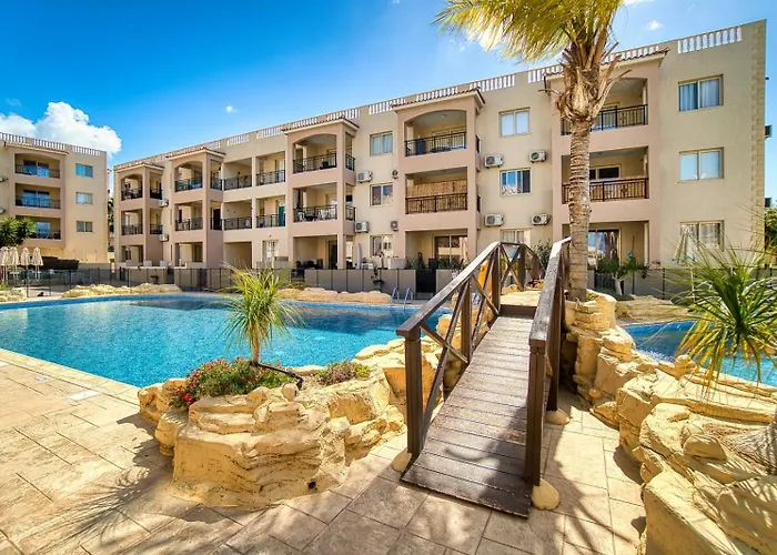 Royal Seacrest Star - Near Venus *