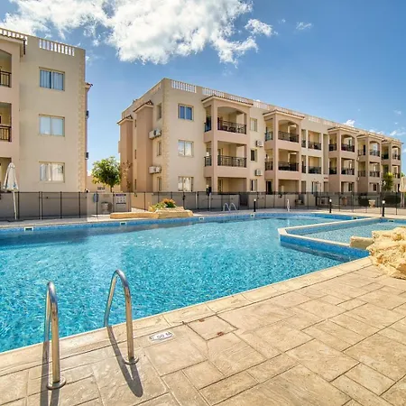 Apartment Royal Seacrest Star - Near Venus *
