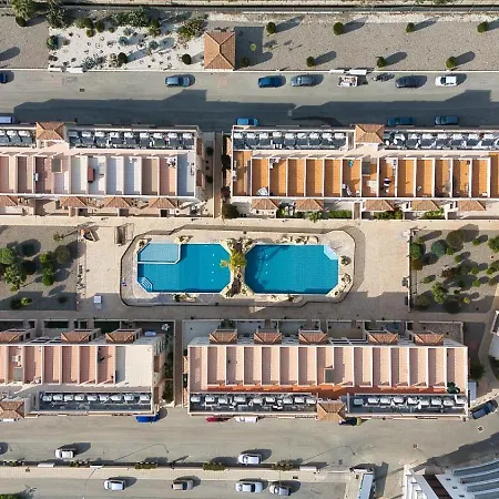 Royal Seacrest Star - Near Venus Apartment Paphos