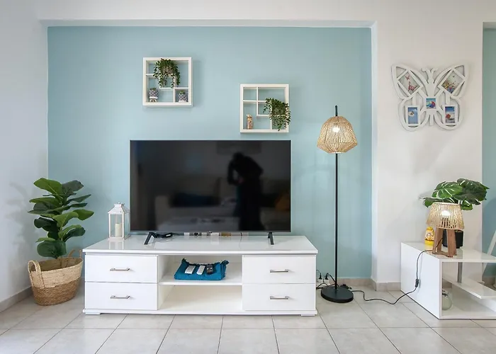 Royal Seacrest Star - Near Venus