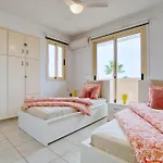 Appartamento Royal Seacrest Star - Near Venus Paphos