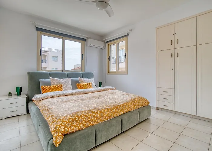 Royal Seacrest Star - Near Venus Appartamento