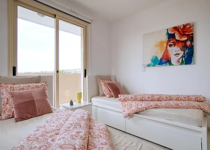 Royal Seacrest Star - Near Venus Appartamento Paphos