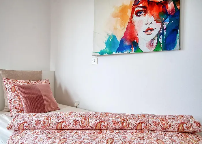 Royal Seacrest Star - Near Venus